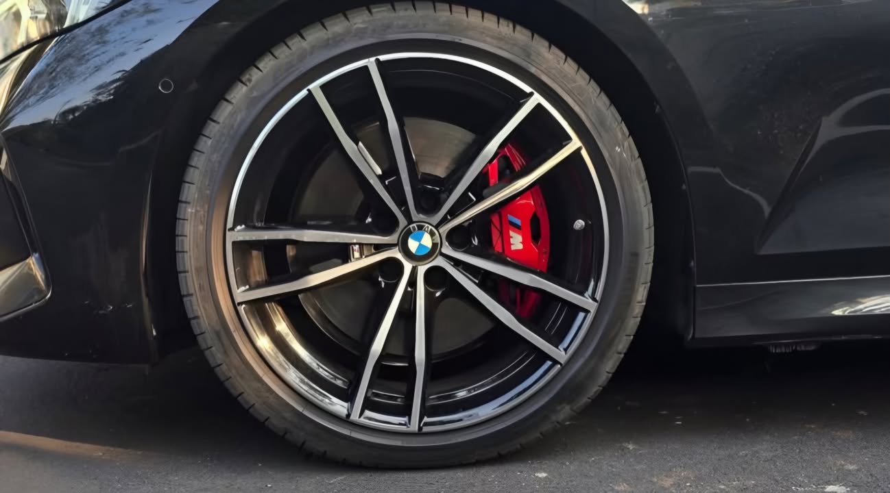 19” OEM BMW 3 Series G20 Sportpack wheels with Bridgestone Runflat Tyres (Like new) - Image 2