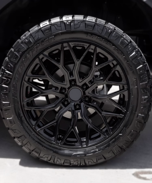 20” American Off-Road 6/139PCD Wheels with Tyres